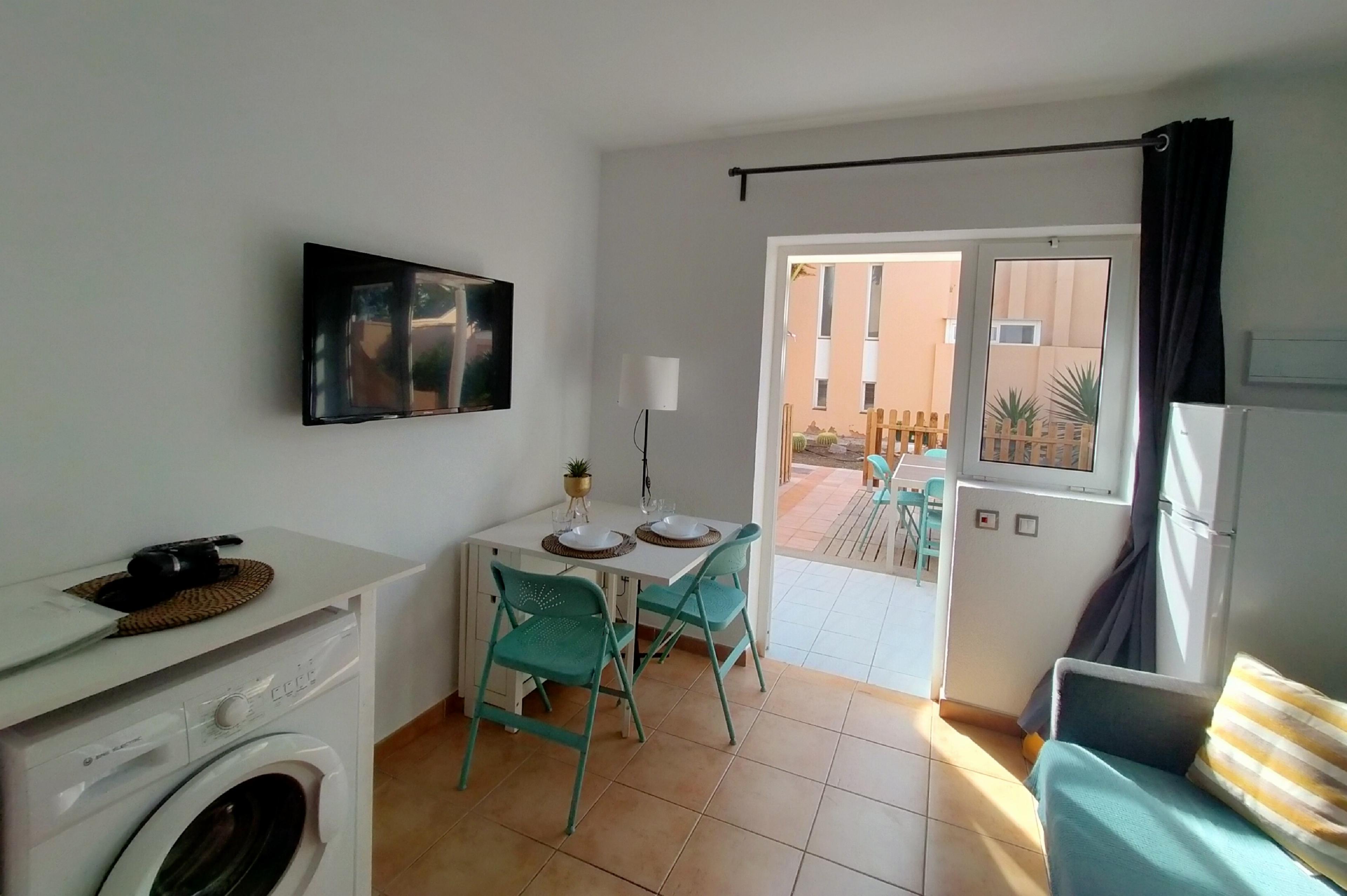 GREEN HOLIDAY ISLAND 411 fourth