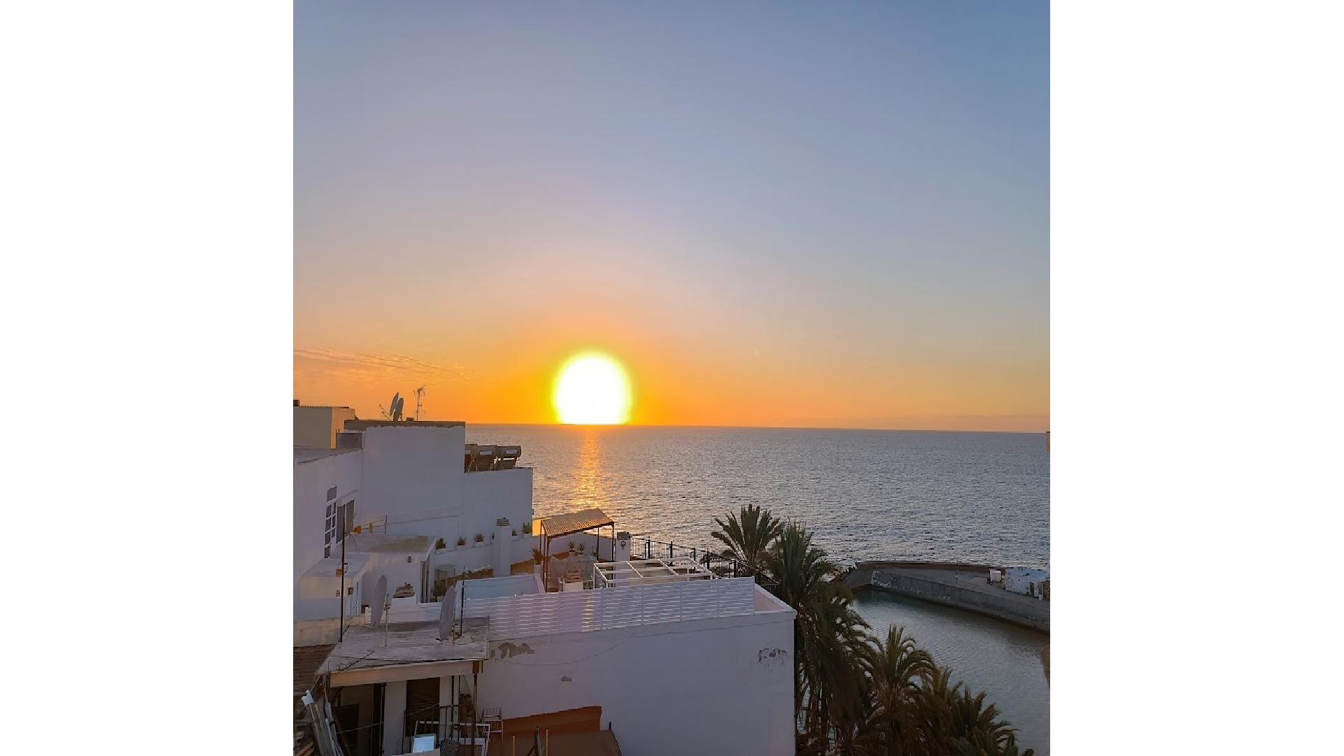 DELUXE ARGUINEGUIN BEACH photo