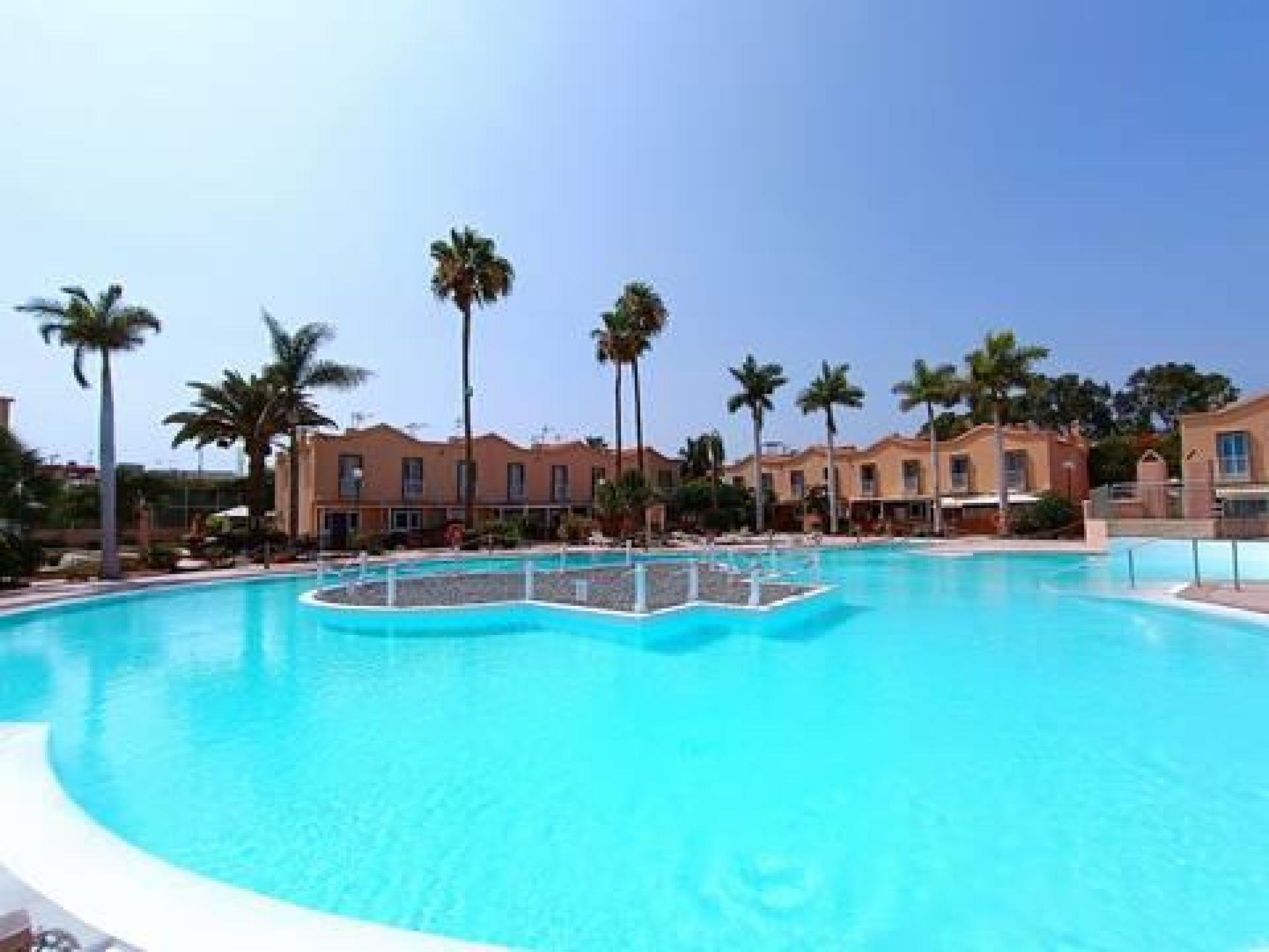 GREEN OASIS HOLIDAY 407 photo