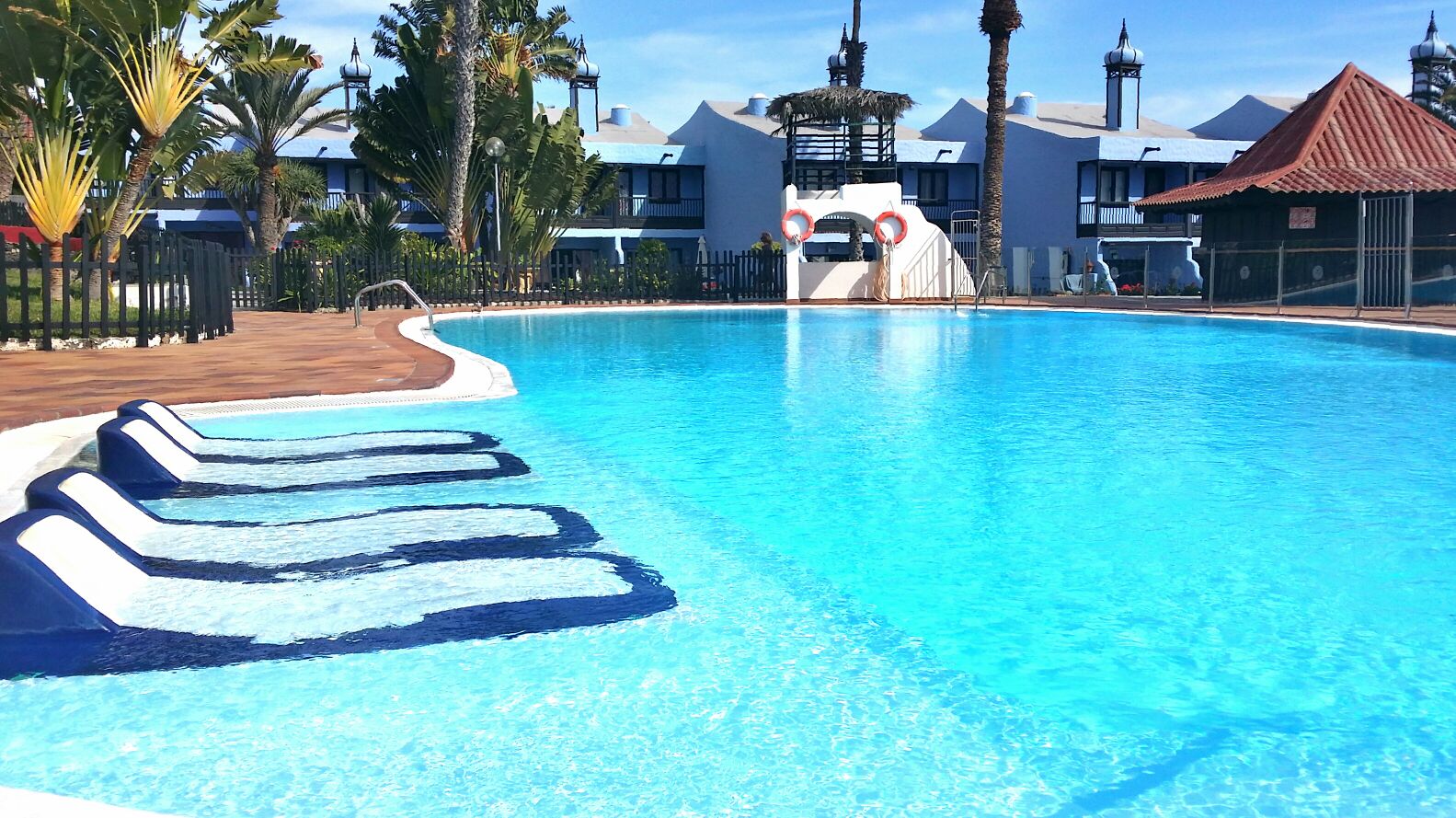 NICE APARTMENT ON THE BEACH 3