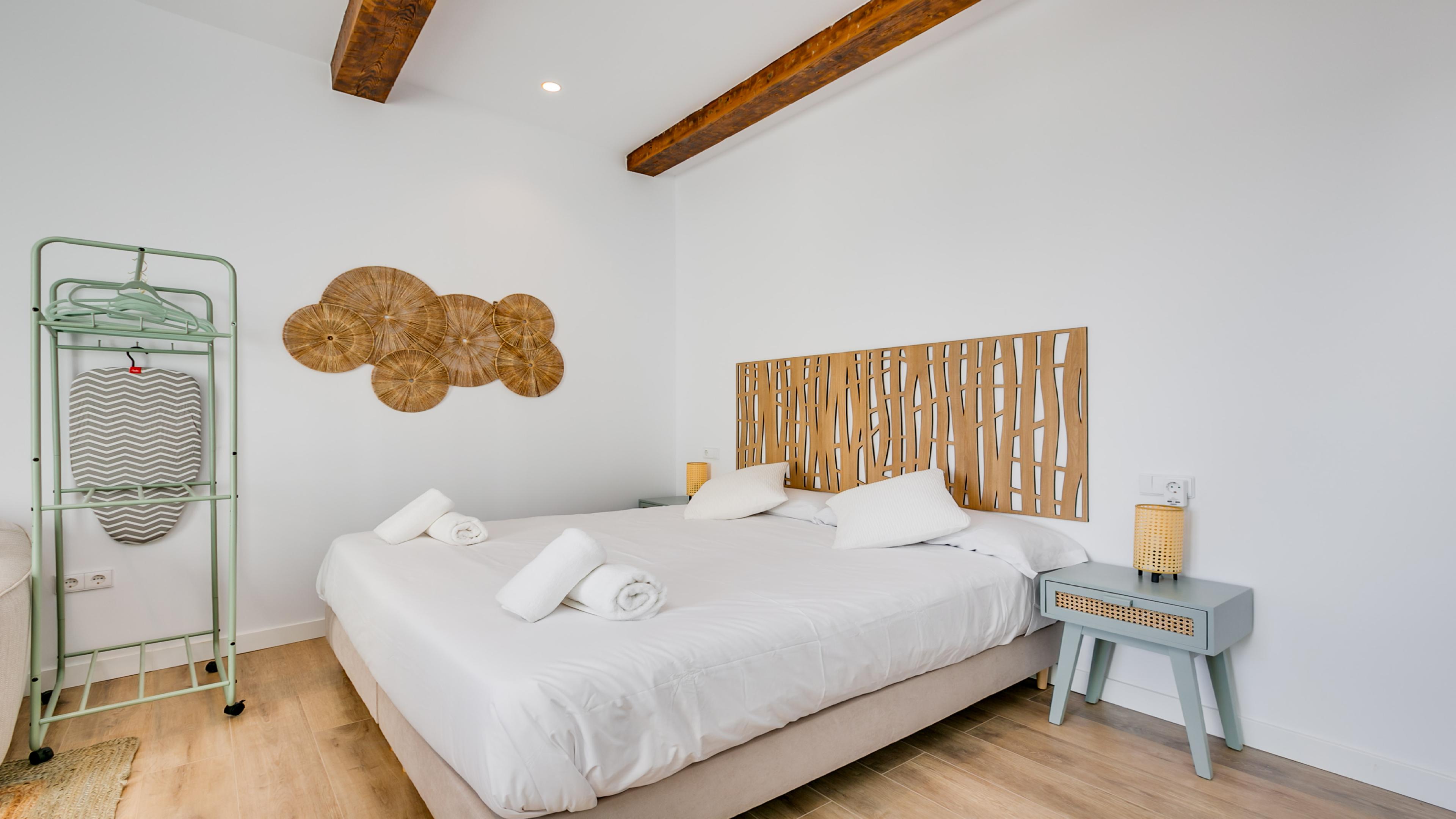 Bobadilla Suite con Cama Extragrande, Balcón y Sofá Cama 2.1 y 3.1 14