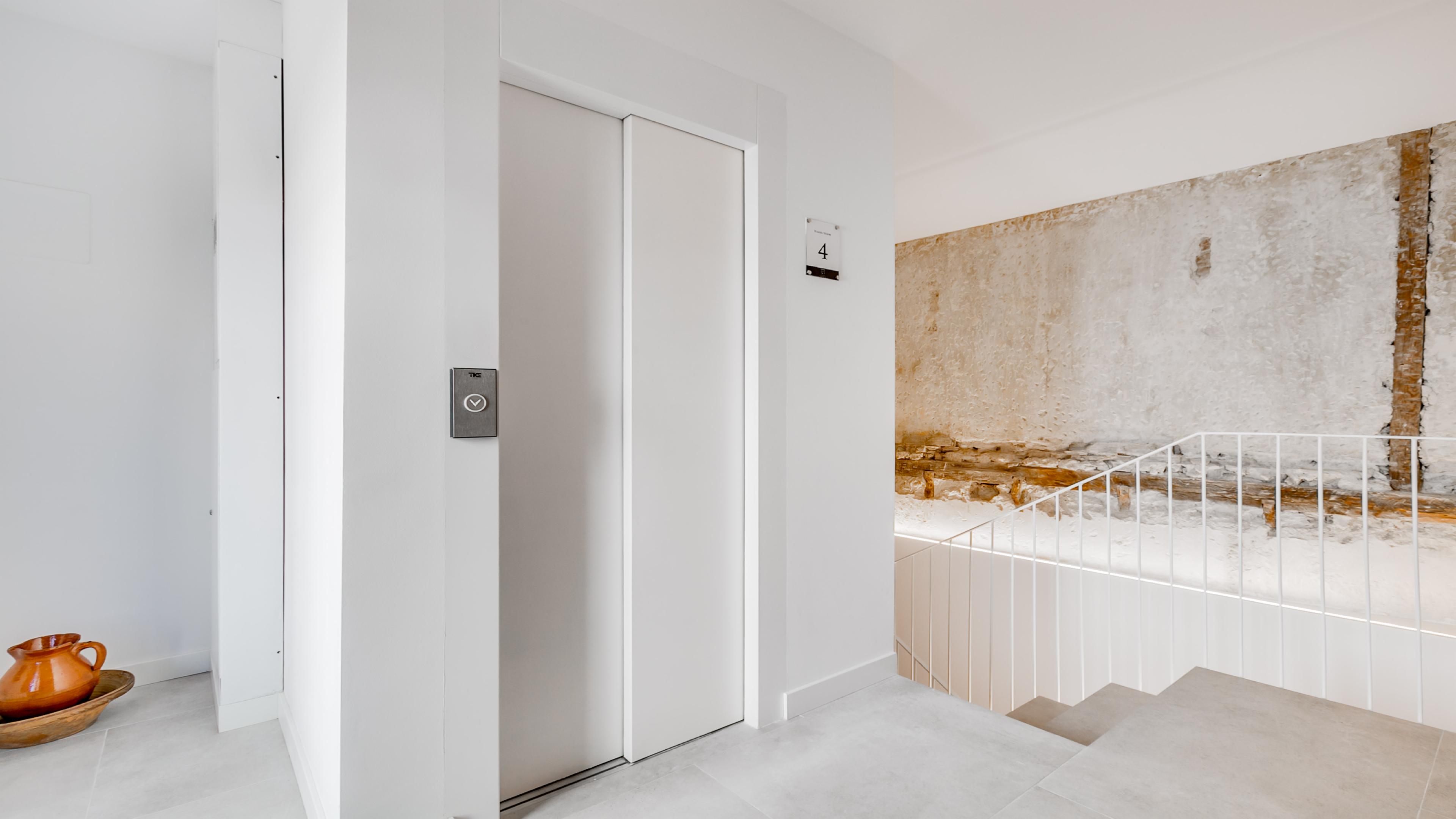 Palacio Bobadilla Suites by Renthas fourth