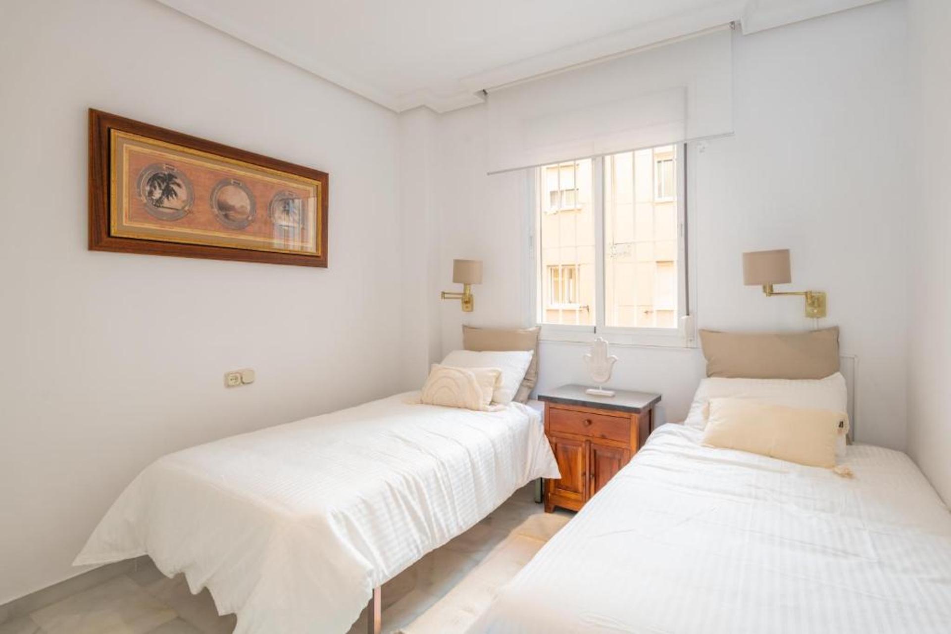 Avenida España by Rent me photo