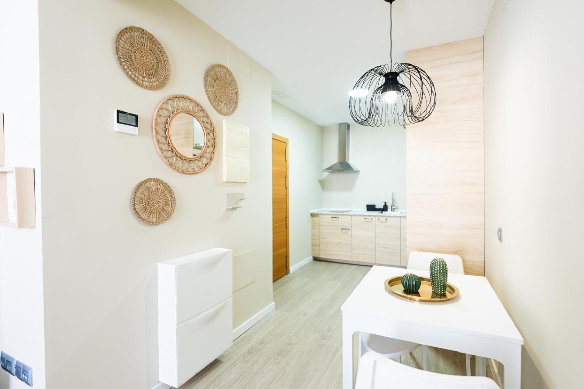 Apartamentos 1º, 2º, 3º B > 1 hab con balcón, baño en suite 8