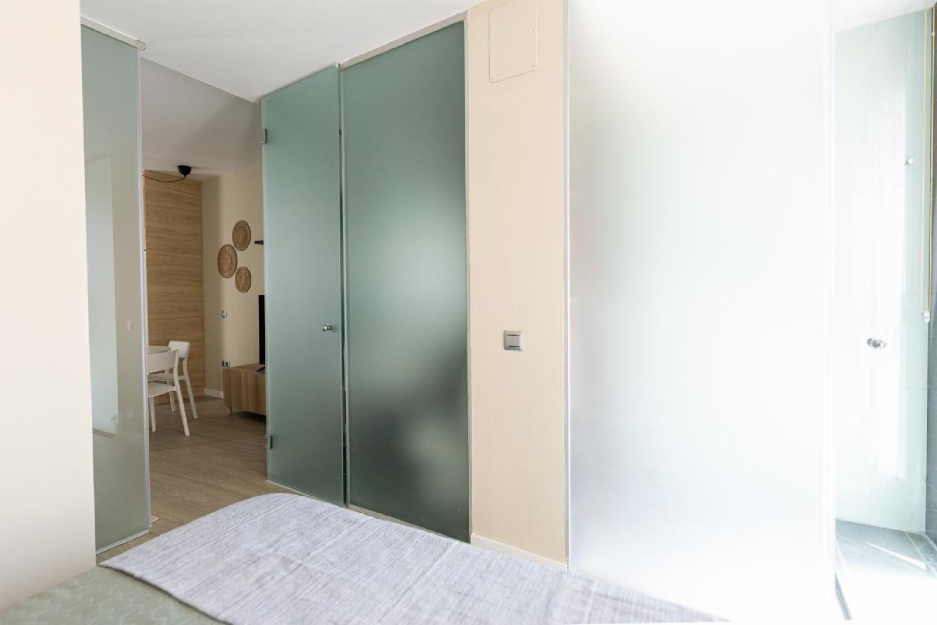 Apartamentos 1º, 2º, 3º D > 1 hab sin balcón, baño en suite 13