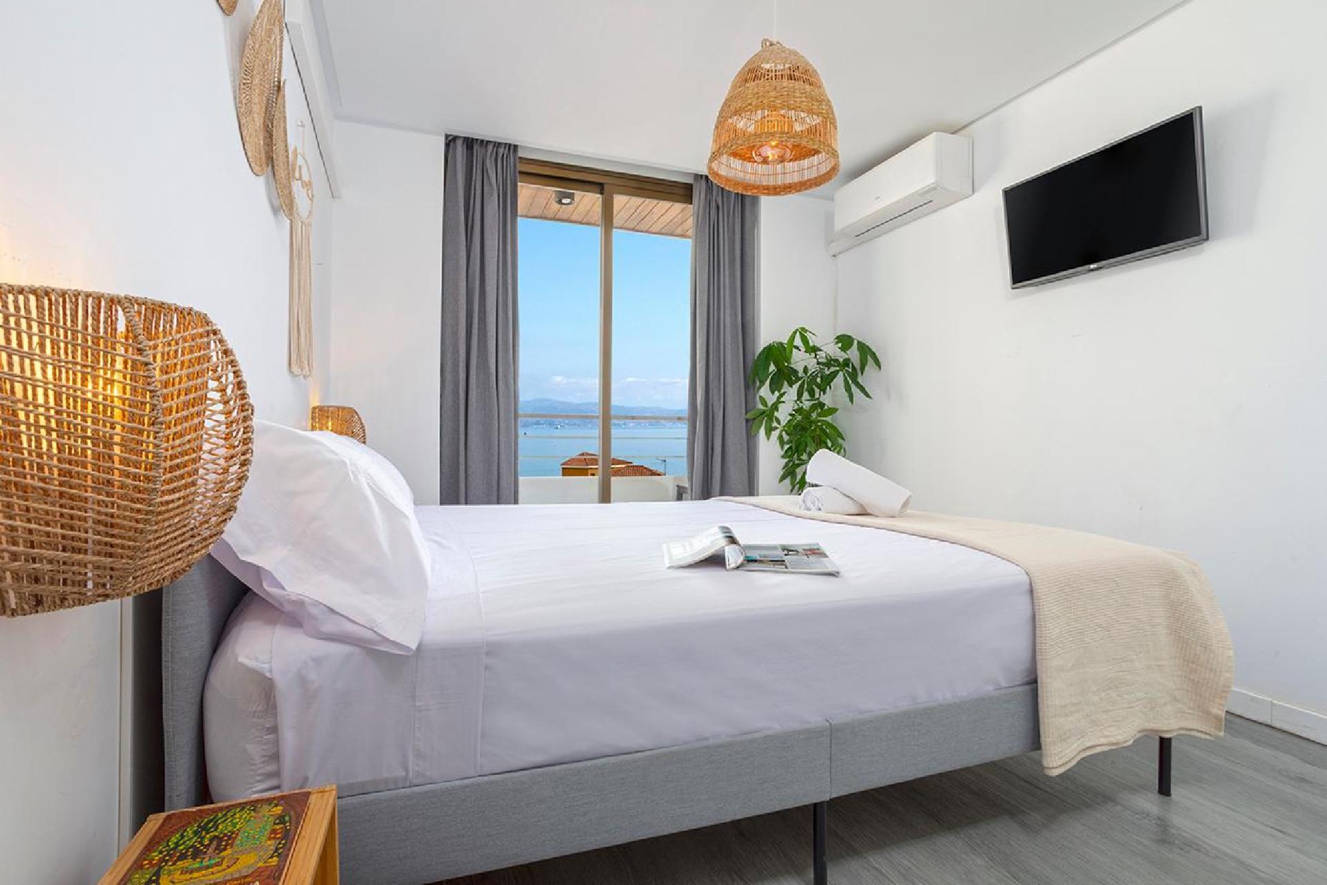 Apartamento con terraza y vistas al mar · Nogalera II by Rent Me fourth