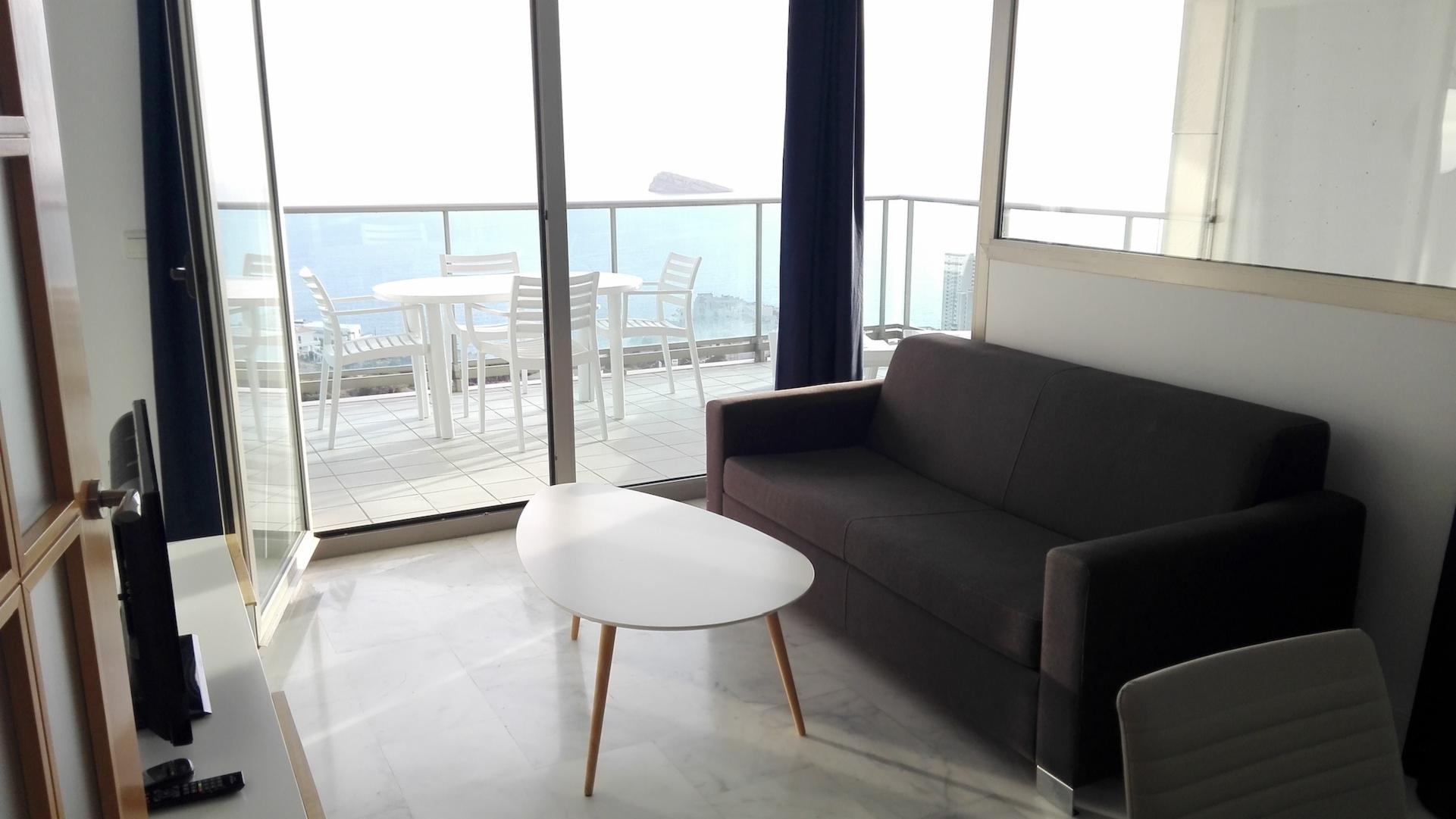 Torre Lúgano, Benidorm by Renthas