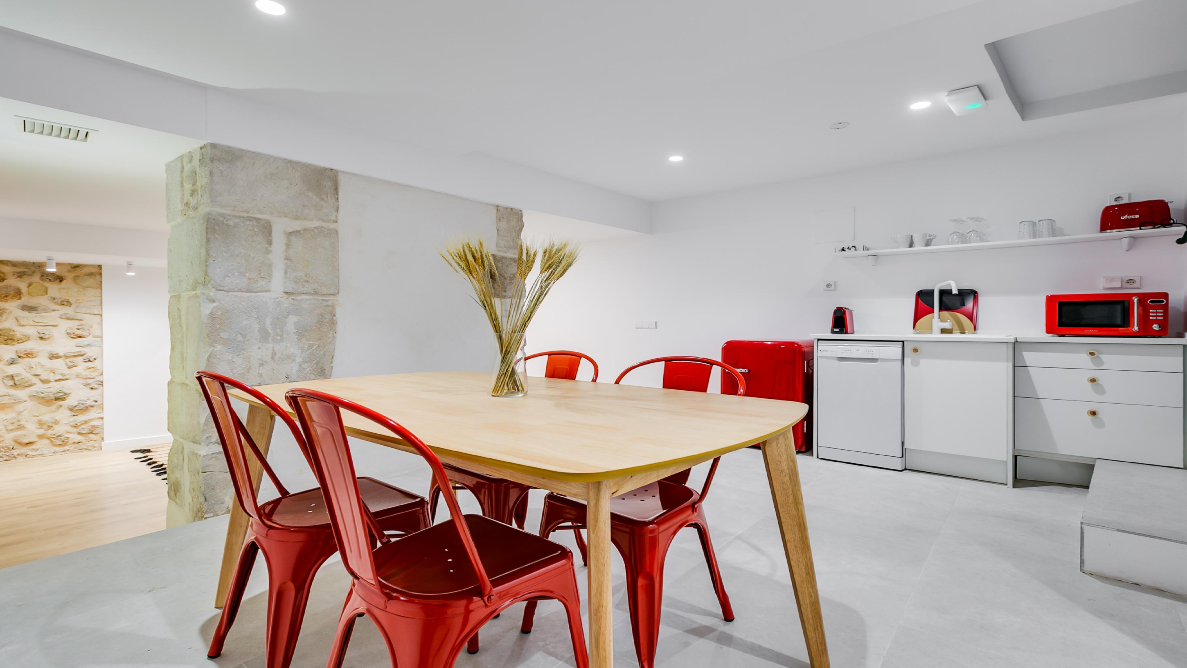 Bobadilla Suite con Patio Privado y Jacuzzi Bajo 4