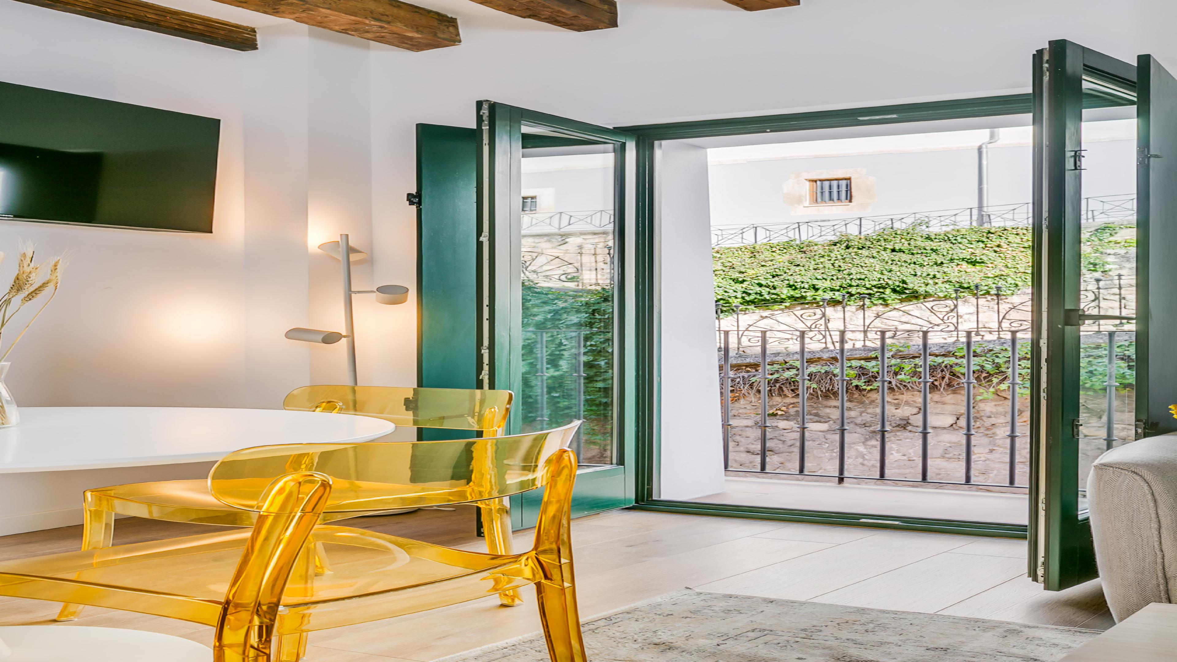 Bobadilla Suite con Balcón y Sofá Cama 2.2 y 3.2 27