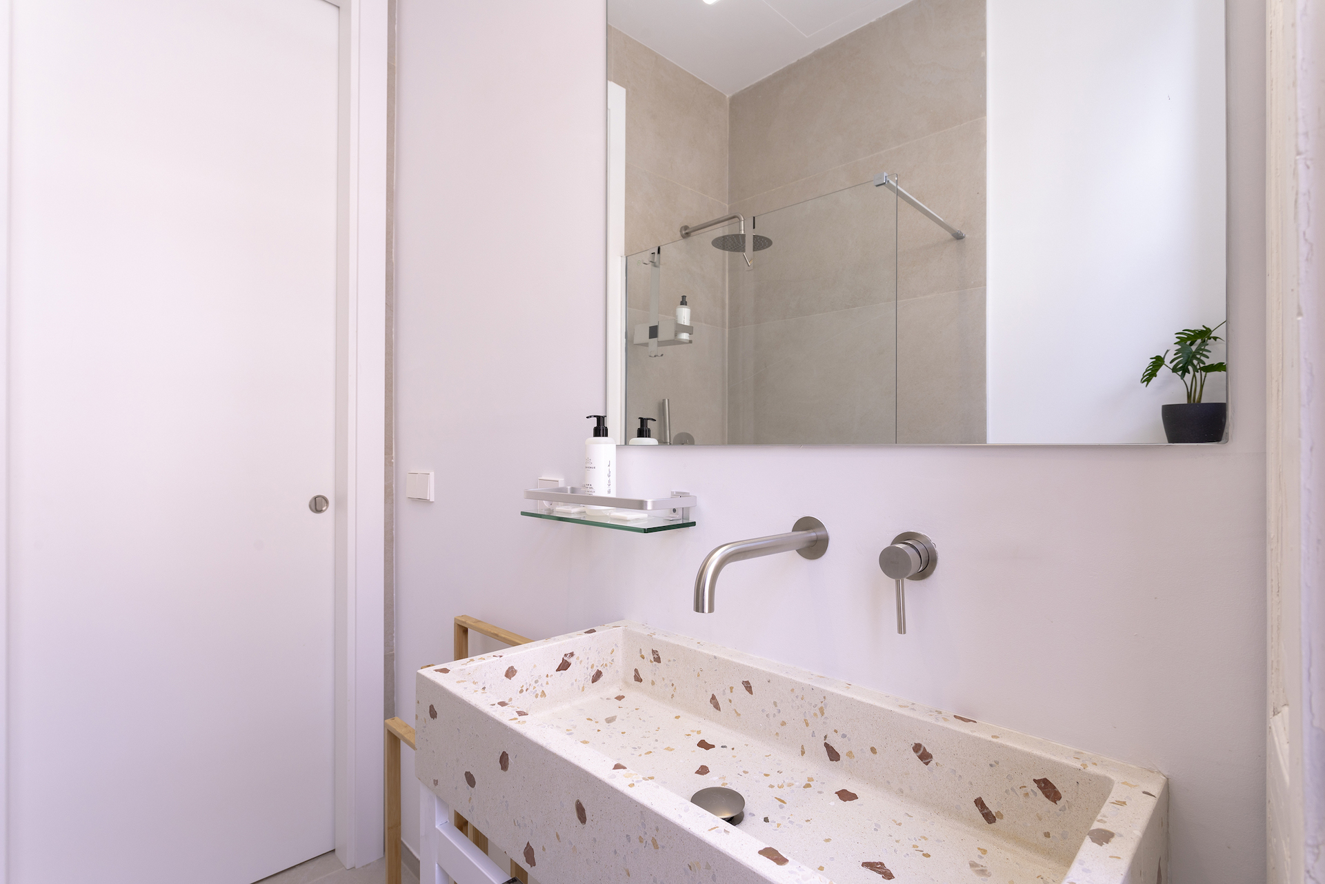 Cisneros Apartamentos Buhardilla 21
