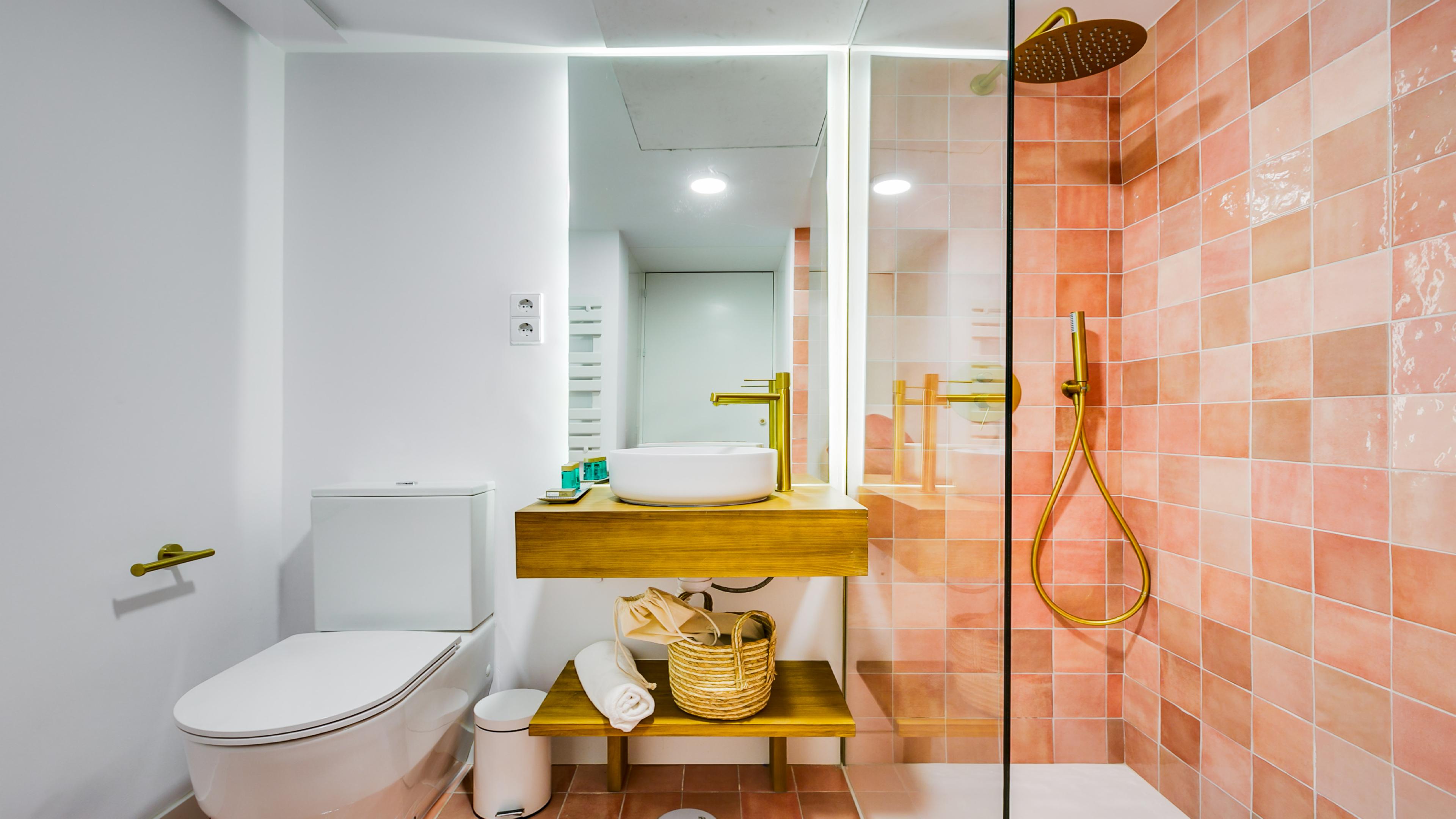 Bobadilla Suite con Balcón y Sofá Cama 2.2 y 3.2 16