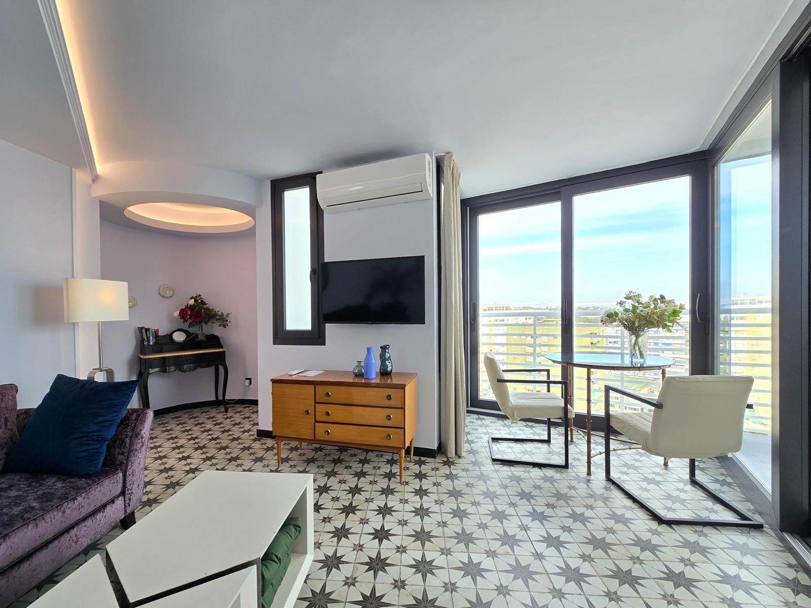 Sky Suite Torremolinos by Rent Me photo