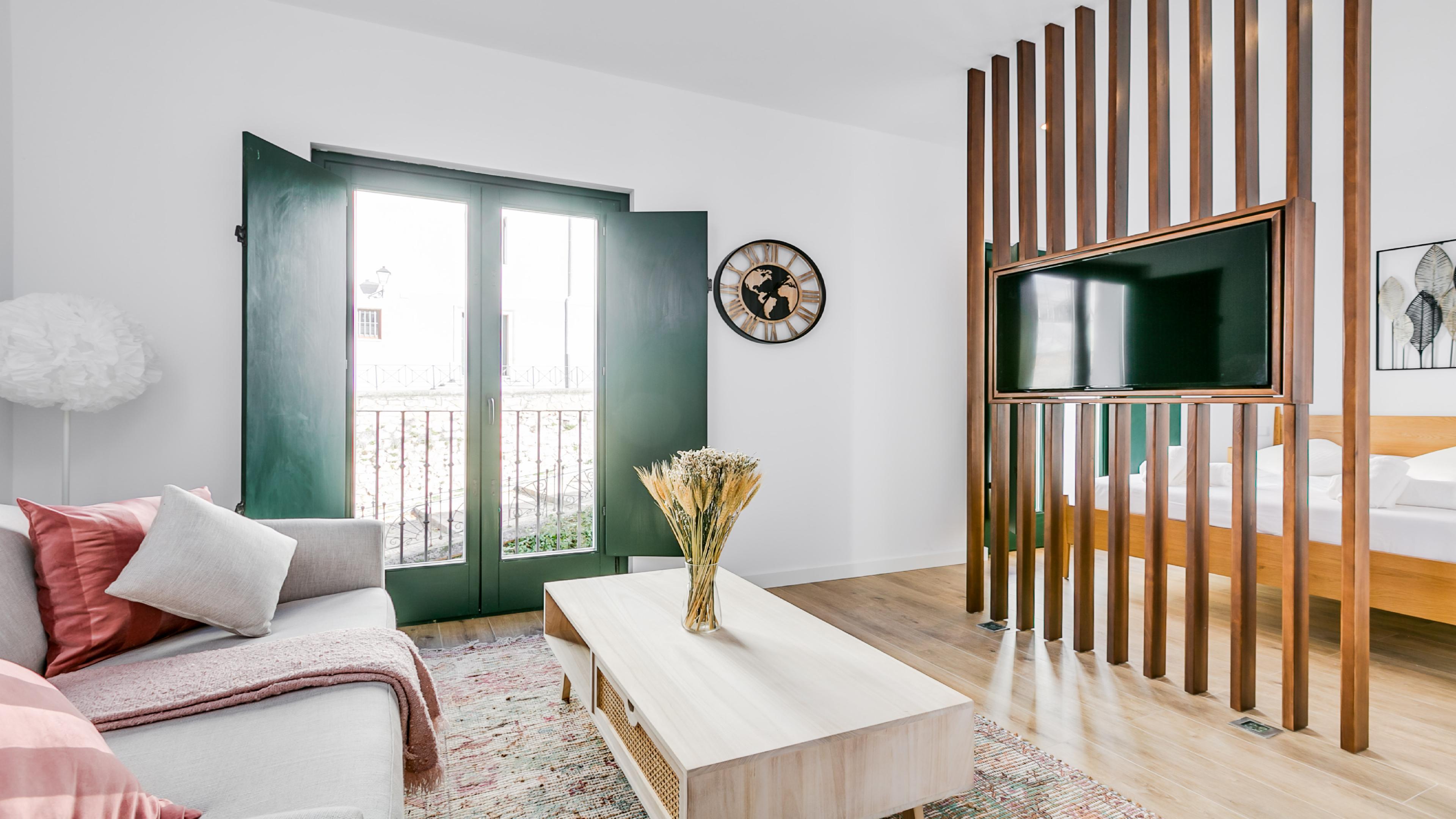 Bobadilla Suite con Balcón y Sofá Cama 2.2 y 3.2 19