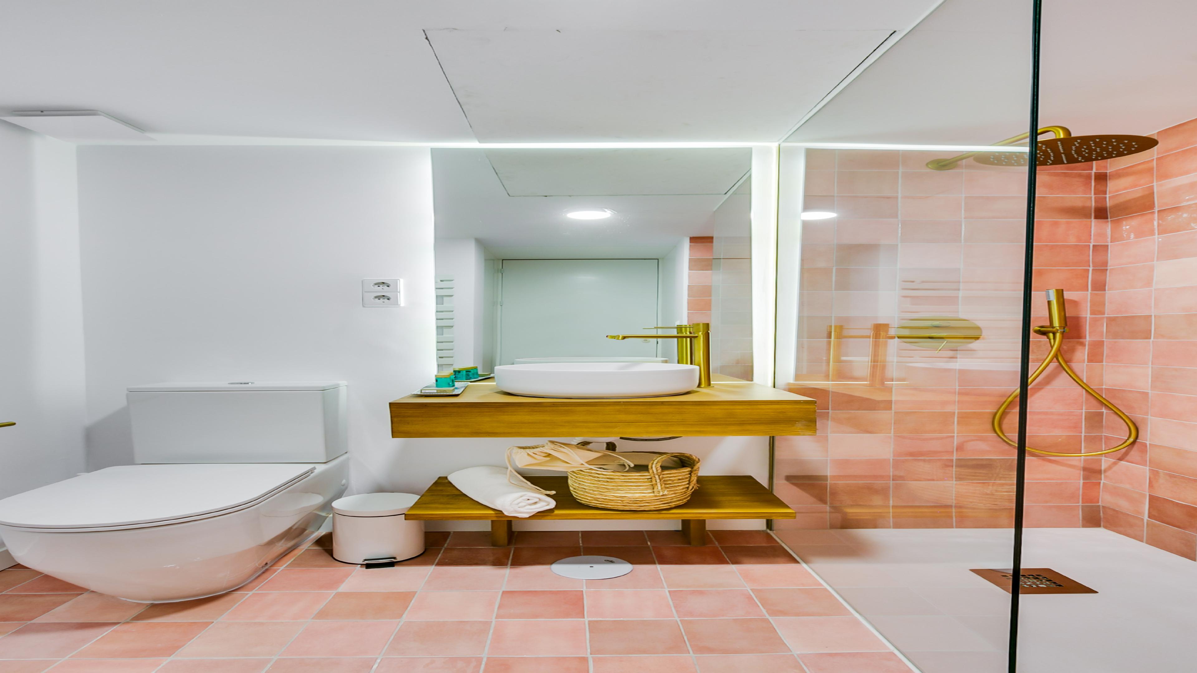 Bobadilla Suite con Balcón y Sofá Cama 2.2 y 3.2 25